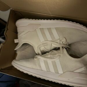 Triple white adidas u 0path run. 10.5